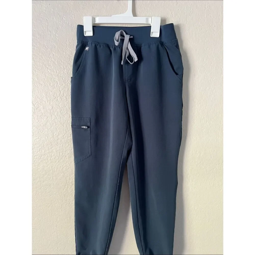 Like New! FIGS Zamora Jogger Scrub Pants in Size XS - Picture 2 of 12